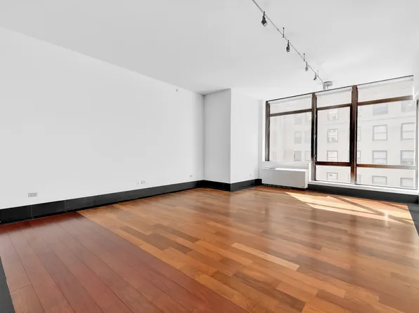 40 Broad Street image 2 of 11