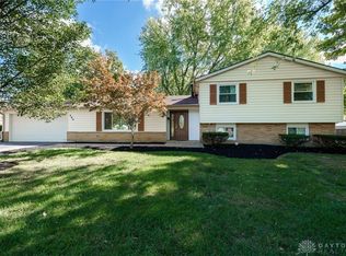 360 Clareridge Ln, Dayton, OH 45458