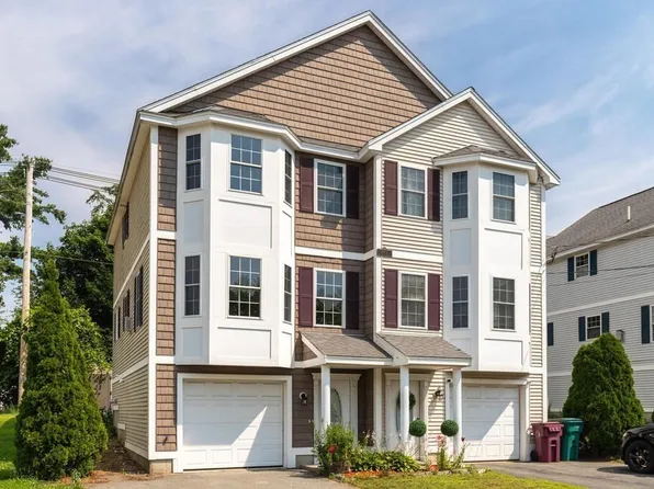 81 Manchester St #B, Lowell, MA 01852