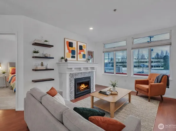 18 Dravus Street #207, Seattle, WA 98109