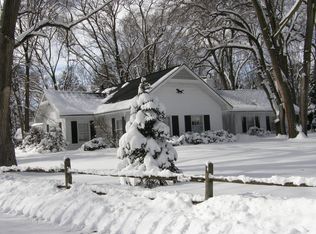 32701 Myrna St, Livonia, MI 48154
