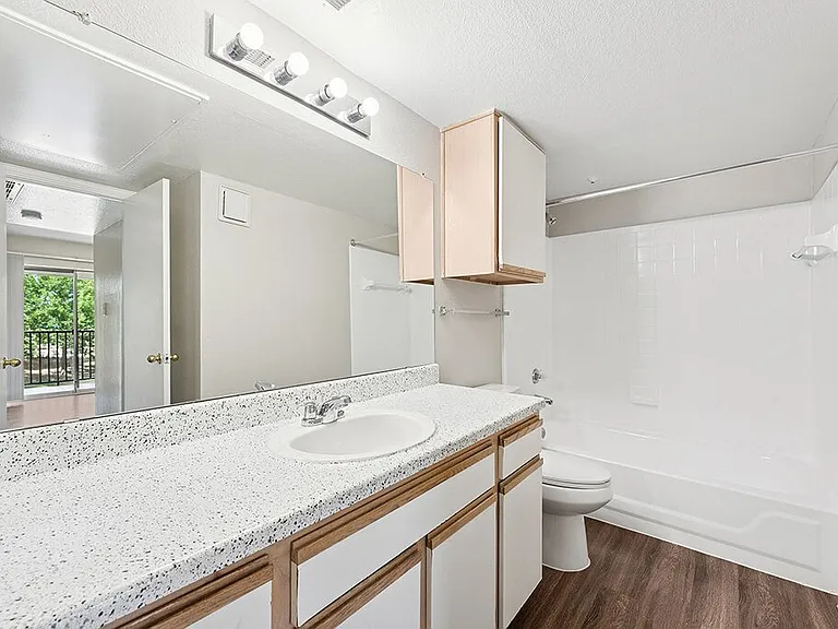 Valley Trails Apartments — Photo 11