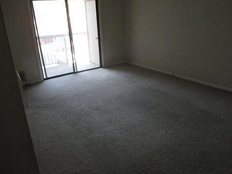 3rd image of 2013 Country Club Dr APT 13D