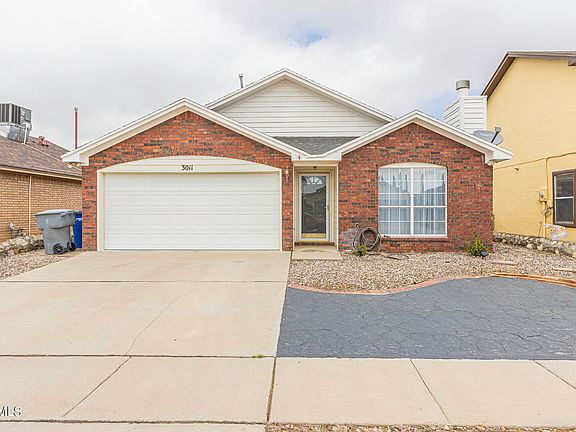 2nd image of 3011 Oak Crest Cir