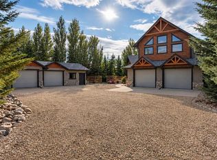 618 W Peacock Close, Camrose County, AB T0B0H0