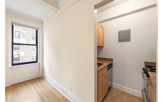 Sold by Douglas Elliman | media 9