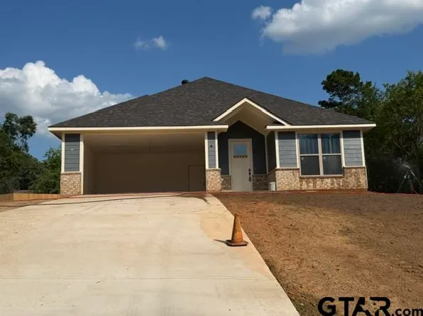 107 Silvey Dr, Henderson, TX 75652