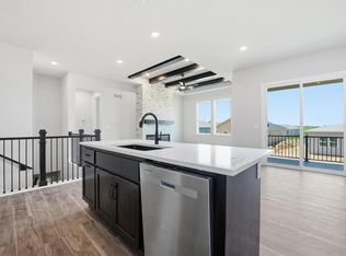 1413 N 163rd St, Basehor, KS 66007