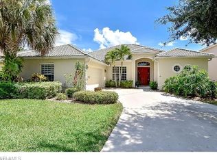 8497 Laurel Lakes Blvd, Naples, FL 34119