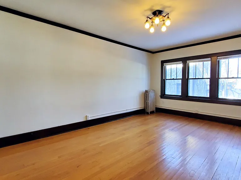 115 Bedford St SE — Photo 5
