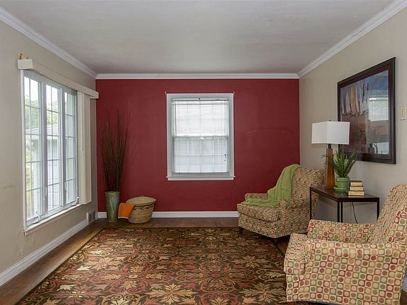 5th image of 614 W Angela Blvd