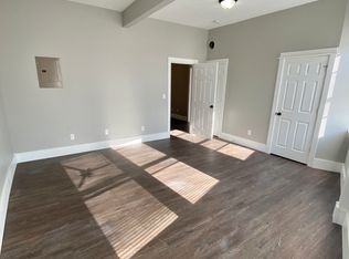 201 West Ave APT 5, Holdrege, NE 68949