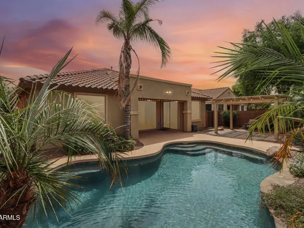 726 E KINGBIRD Drive, Gilbert, AZ 85297