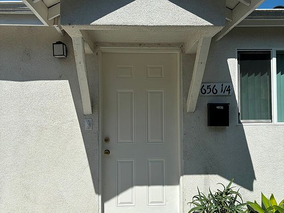 2nd image of 656 E 87th Pl #1/4