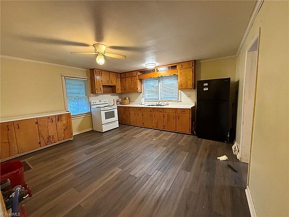 5th image of 200 Mebane St