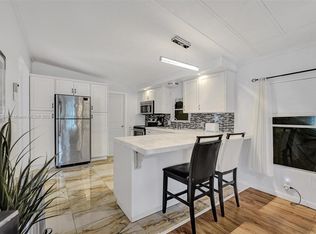 3008 SW 52nd St, Fort Lauderdale, FL 33312