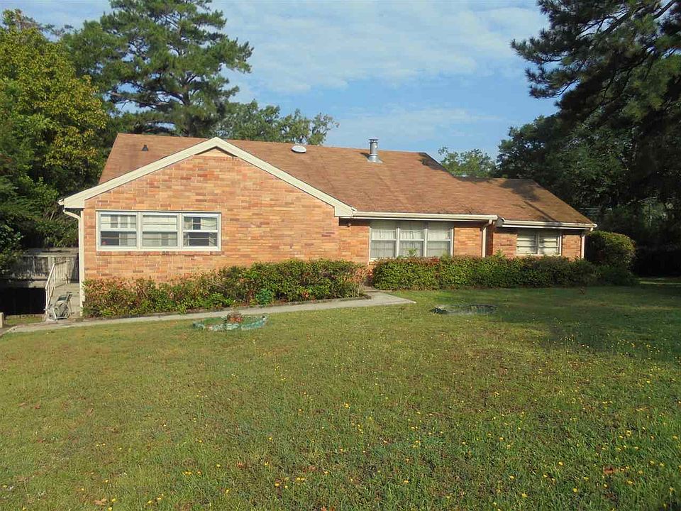 1st image of 420 Pine Valley Dr