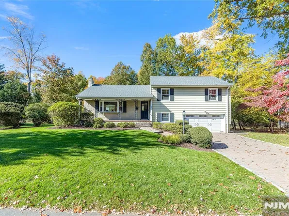 204 Garfield Street, Haworth, NJ 07641