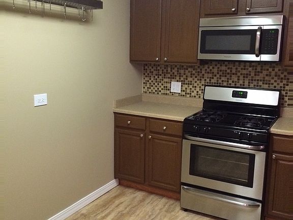 4th image of 1155 N Sterling Ave APT 208
