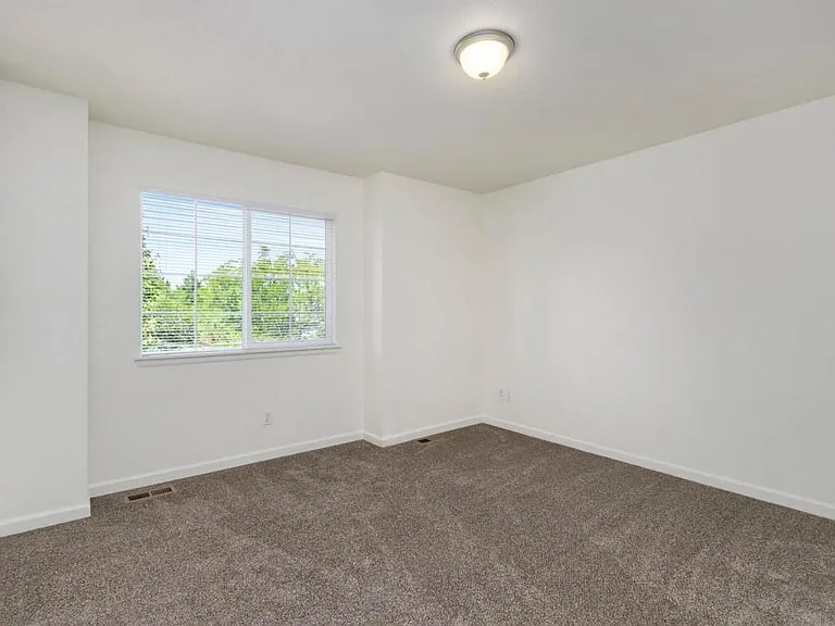 2075 Tonopas Ct #103 — Photo 9