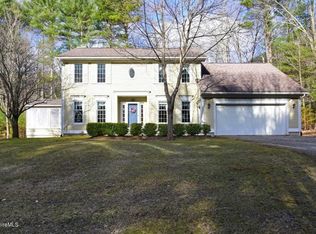 46 Parsley Ln, Sheffield, MA 01257