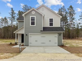 142 Yeti Ln, Raeford, NC 28376