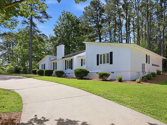 2nd image of 2409 Wintergreen Rd