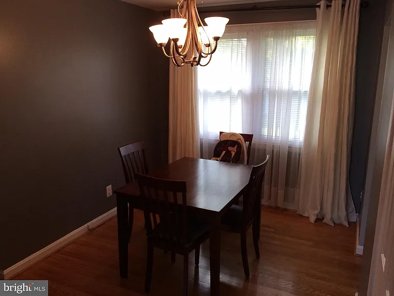 6008 Jamestown Rd — Photo 22