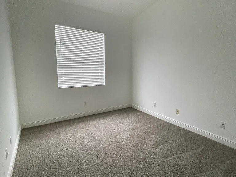8620 Ibis Cove Cir — Photo 32