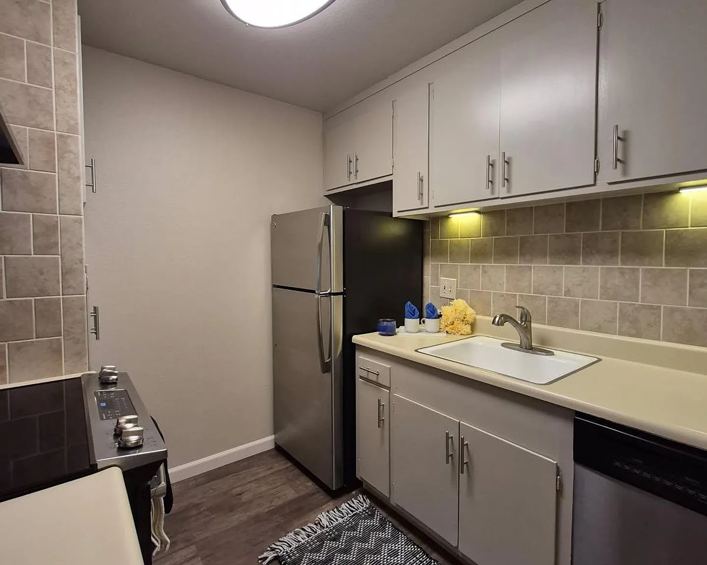 1711 N Street, Sacramento — Photo 1