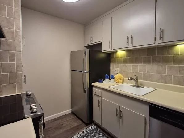 1711 N Street, Sacramento