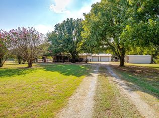 2311 Chickering Rd, Cleburne, TX 76031