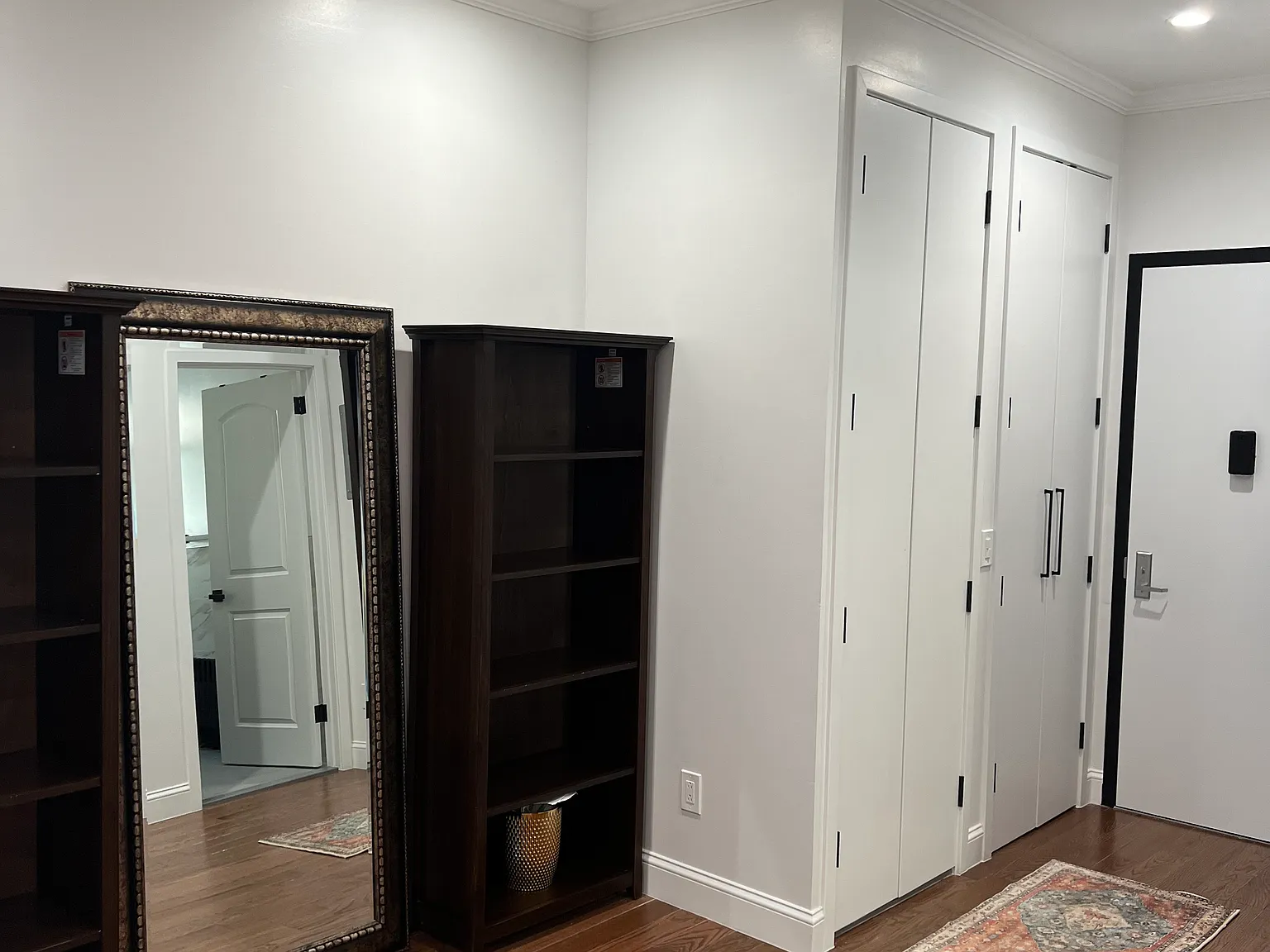 2 bed, 760 sqft, $3,000 — Photo 4