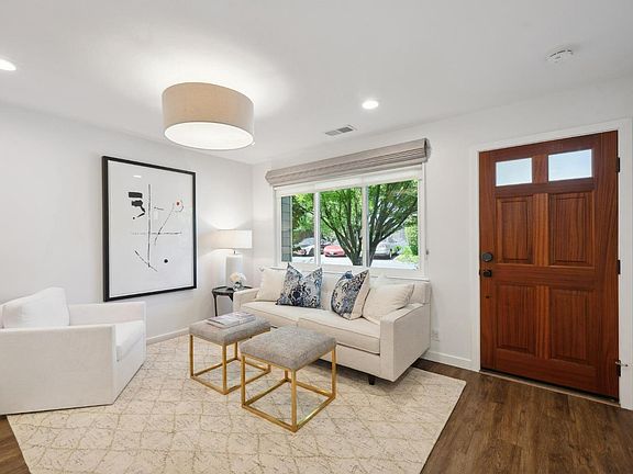5th image of 25 Mariner Green Drive