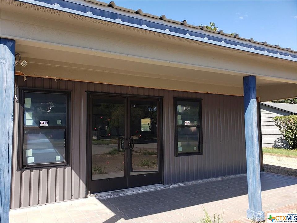1st image of 506 E Rosebud Ave