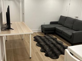 390 Lake Promenade, Toronto, ON M8W1B9