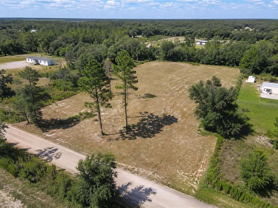 2nd image of SW 160TH ST