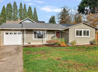 2389 F St, Hubbard, OR 97032