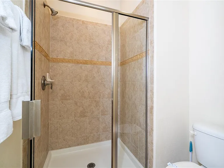 4908 Clock Tower Dr — Photo 36