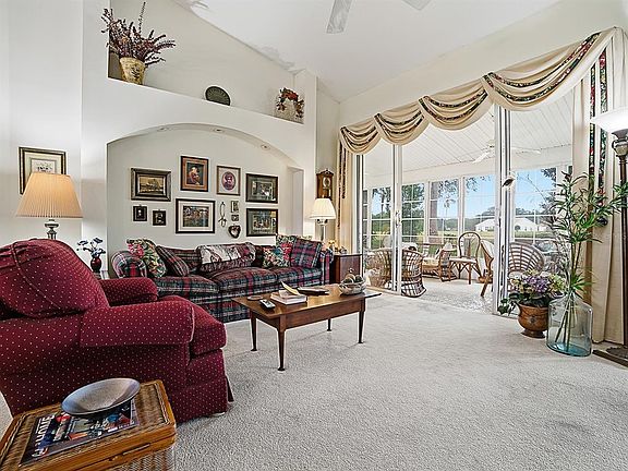 5th image of 25069 RIVERWALK DRIVE