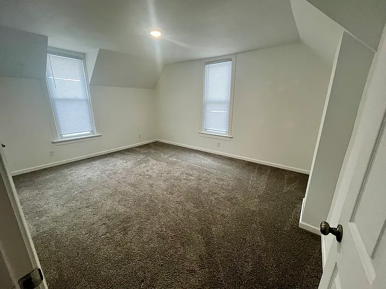 Upstairs bedroom 1