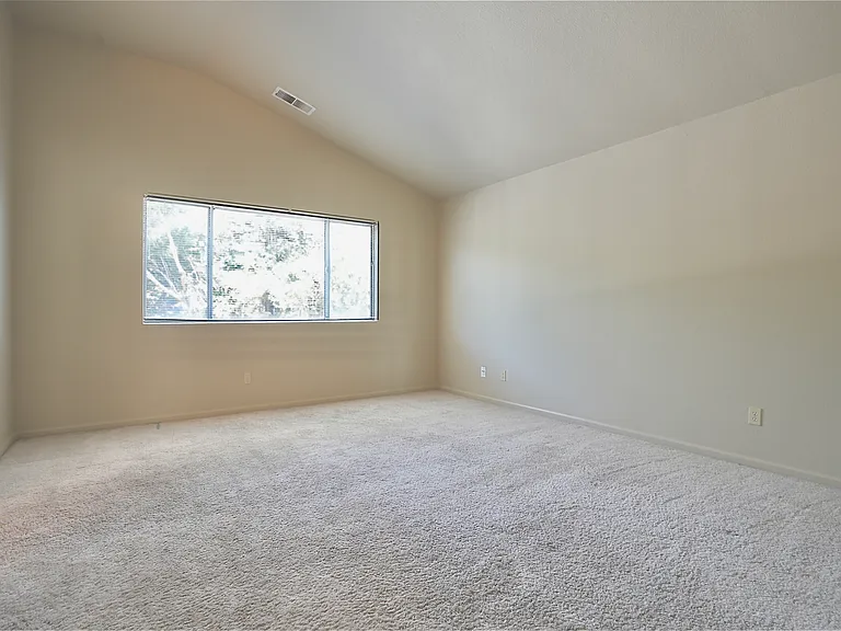 2625 Monroe St — Photo 15