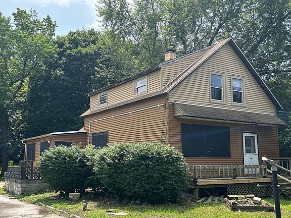 2nd image of 1713 E 158th St