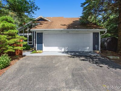 13734 Ironwood Dr NW, Grand Rapids, MI, 49534