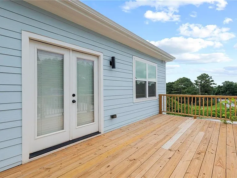 129 Hilltop Dr SW — Photo 17
