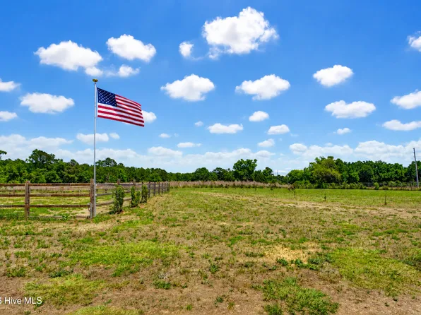 6615 Silver Spoon Road, Clarkton, NC 28433