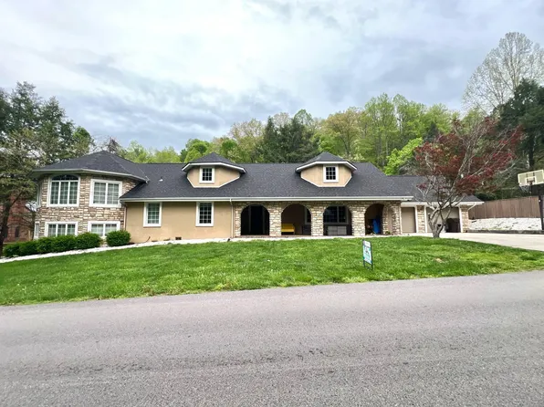 131 Woodland Hls, Harlan, KY 40831