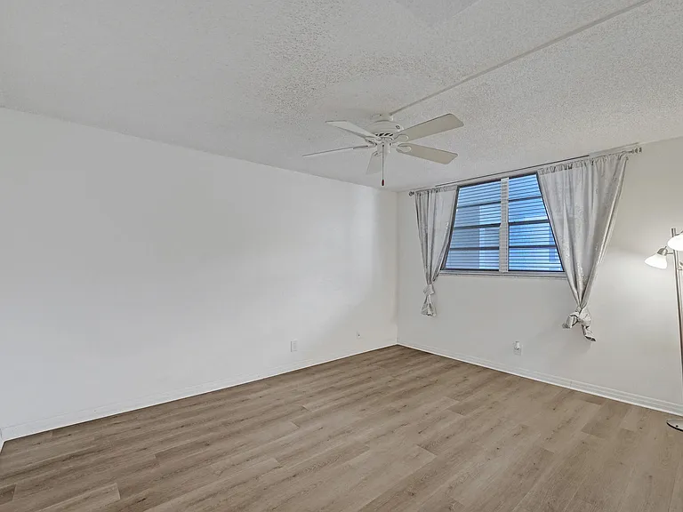 9470 Poinciana Pl #308 — Photo 36