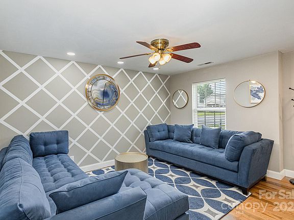 2nd image of 4204 Everest Dr