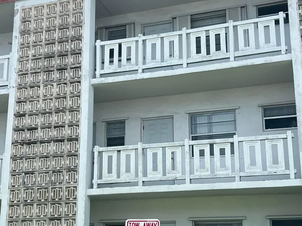 1280 NW 43rd Terrace #111, Lauderhill, FL 33313